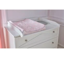 Marie Barrier Commode -Babykamers Verkoopwinkel pinio marie barrier commode 2